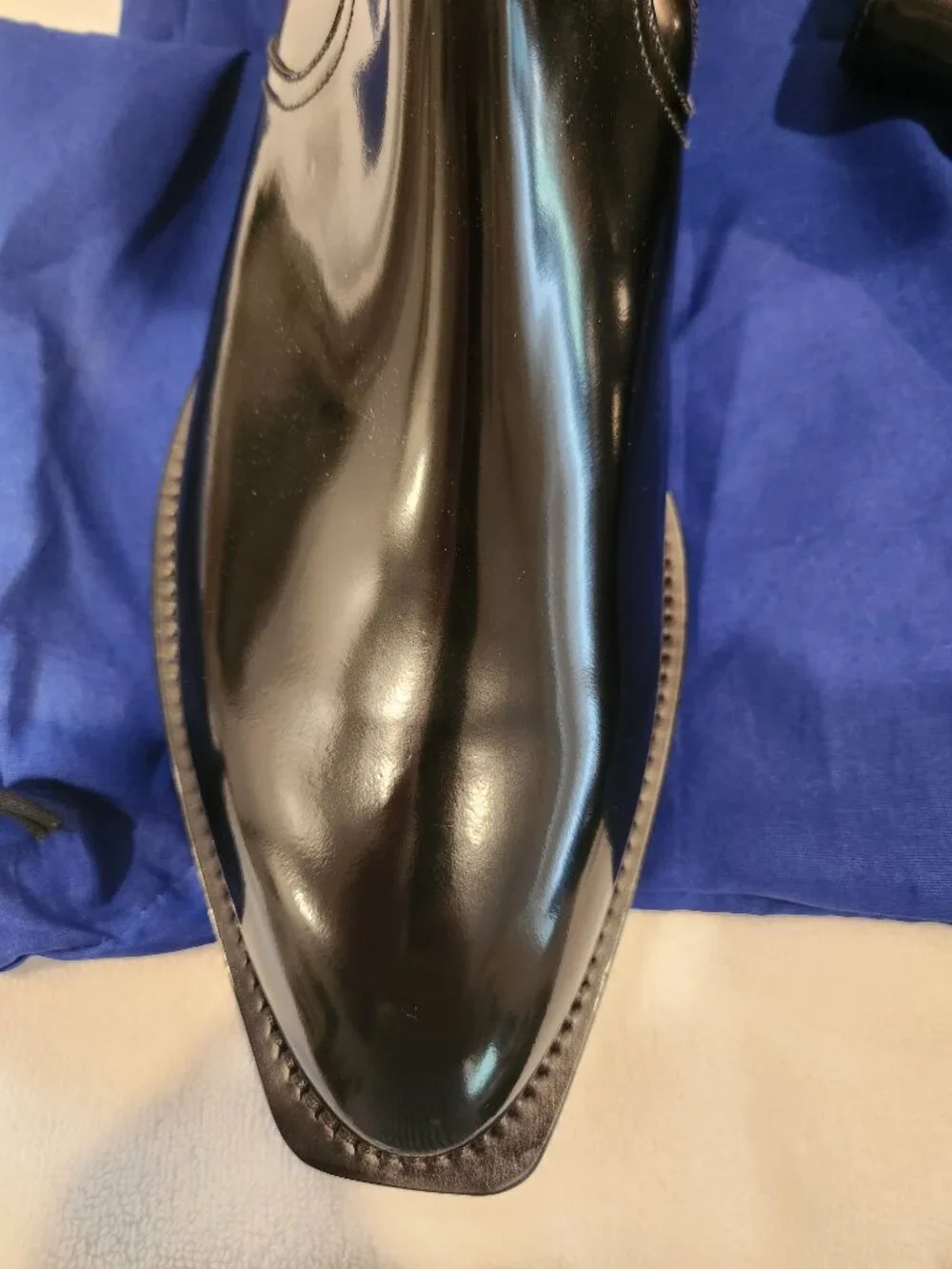 Stuart Weitzman ultra sleek